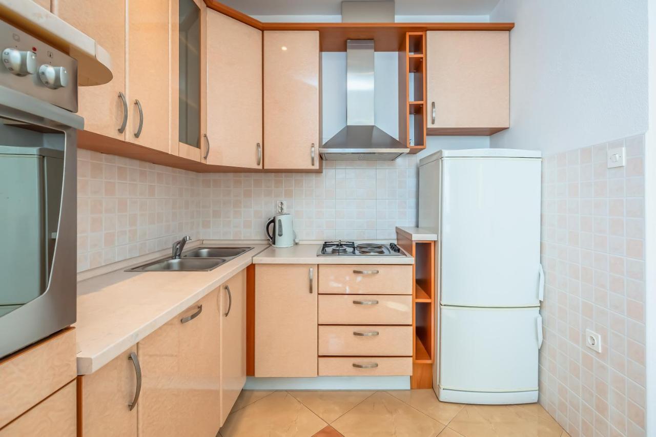 Apartments Daniela Макарска Экстерьер фото